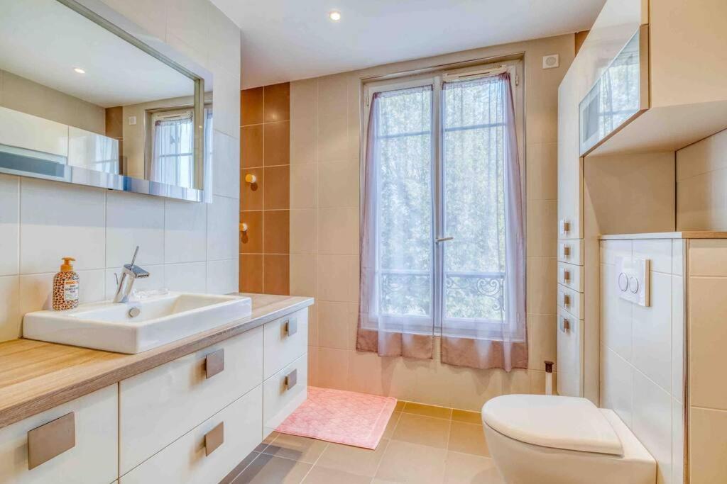 Villa Saint-Mard - King Size Bed - 10Min Aeroport Cdg 25Min Paris By Train エクステリア 写真